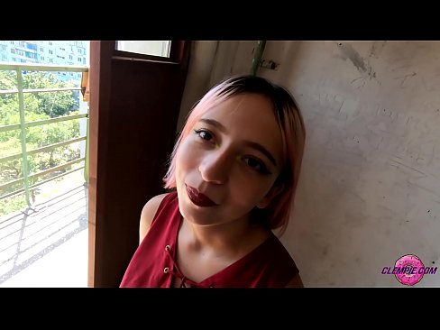 ❤️ סענסואַל תּלמיד סאַקס אַ פרעמדער אין די אָוטבאַקק - מיט זיין פּנים ❤ באַרען ווידעא ביי yi.8kpornvids.ru ❌️